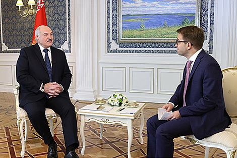 Lukashenko giving interview to Agence France-Presse