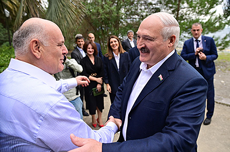 Lukashenko visits historical places on north-eastern Black Sea coast, meets with Aslan Bzhania