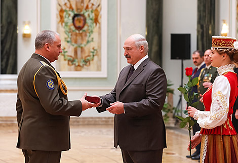 Lukashenko awards representatives of President’s Security Service