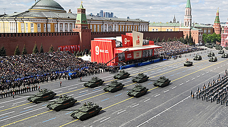 Lukashenko praises Victory parade in Moscow