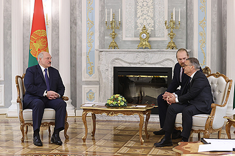 Lukashenko meets with IIHF head Rene Fasel in Minsk