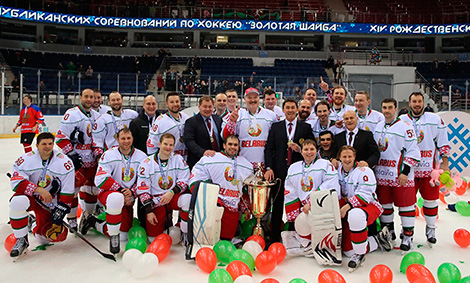 Belarus win Christmas amateur ice hockey tournament