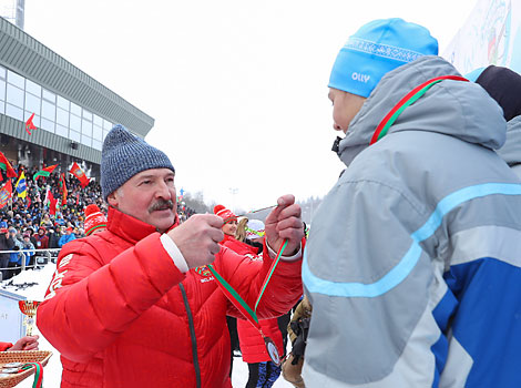 Belarus president awards Snow Sniper winners