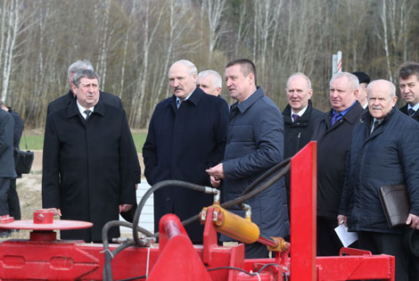 Lukashenko: People should be looking for jobs but the state has to help them