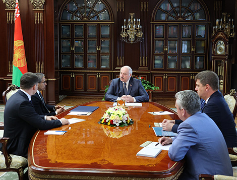 Lukashenko, Emirati investor discuss Northern Waterfront project, cooperation in IT