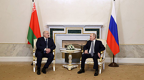 Lukashenko: Economy, military-industrial matters lead agenda of Belarus-Russia talks