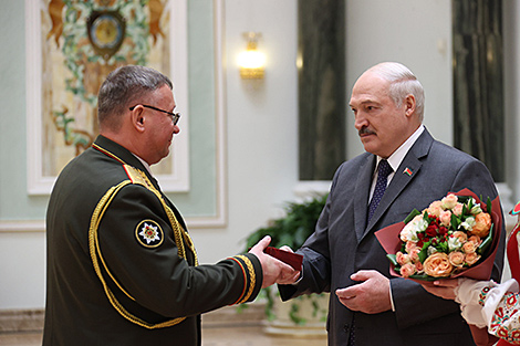 Distinguished Belarusians honored with state awards