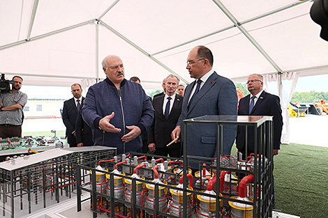 Lukashenko emphasizes importance of mining and processing complex in Lyuban District