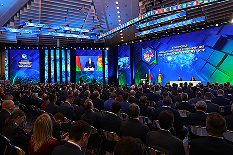 Lukashenko calls for honest conversation, impartial assessment of current events