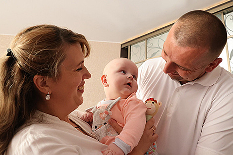 Lukashenko sends Mother's Day greetings to Belarusians