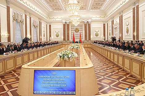 Lukashenko: Belarus’ foreign policy strategy should be revised