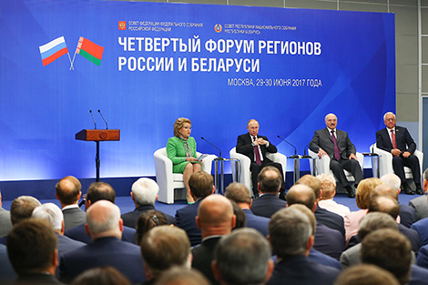 Lukashenko points out considerable benefits of Belarus-Russia joint efforts