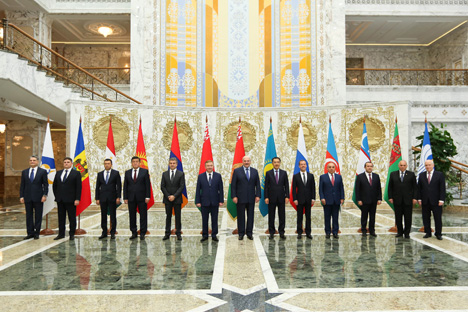 Lukashenko urges prompt implementation of agreements in EEU