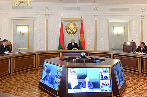 Lukashenko calls for unity in EAEU amid pandemic
