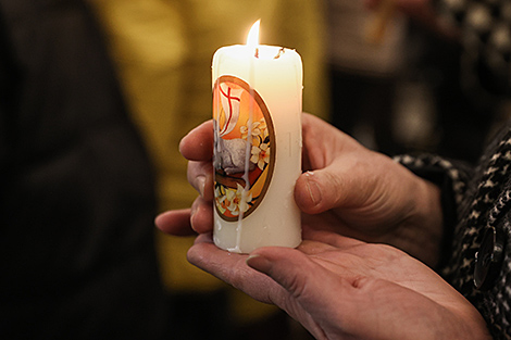 Lukashenko wishes Happy Easter to Belarusian Catholics