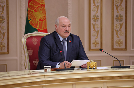 Presidents of Belarus, Russia agree to keep import substitution process under tight control