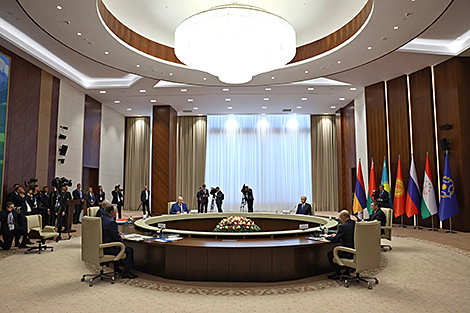 Lukashenko points to tectonic shifts in global order at CSTO summit