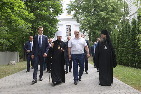 Lukashenko urges to preserve interreligious peace in Belarus