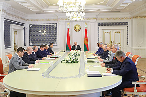 Lukashenko opines on amendments to administrative legislation