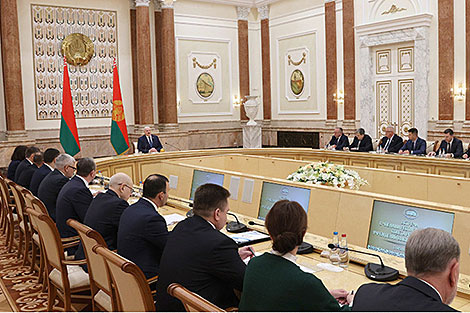 Lukashenko names five major problems in Belarus’ higher education