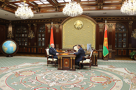Uninterrupted operation of Belarusian state petrochemical concern Belneftekhim discussed