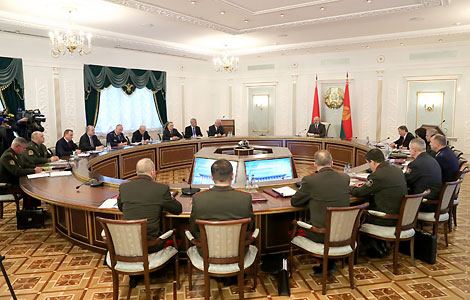 Lukashenko urges law enforcement to focus on real problems rather than statistics