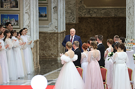 New Year’s Eve Ball underway at Palace of Independence in Minsk