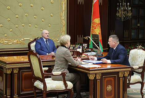 Lukashenko urges to launch policy making process under new Constitution