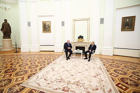 Lukashenko announces possibility of building NPP in eastern Belarus, with an eye on new Russian regions
