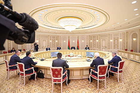 Lukashenko lauds ties with Russia’s Krasnoyarsk Territory, sees room for closer cooperation