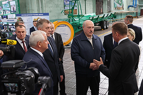 Lukashenko: Import substitution is a chance to meet challenges