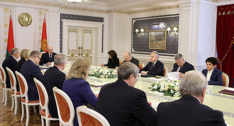 New Constitution draft presented to Lukashenko