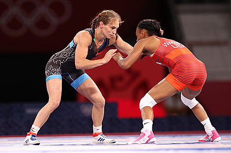 Tokyo 2020: Belarus’ Kaladzinskaya wins Women’s Wrestling bronze