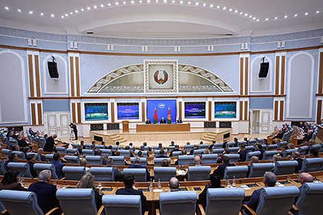 Lukashenko: Belarusian economy, banking sector have faced unprecedented challenges