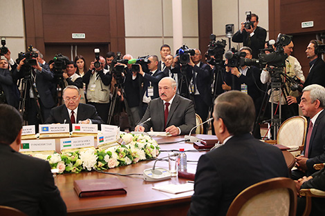 Belarus president calls for concrete actions to confirm CIS relevancy