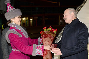 Belarus president arrives in Kazakhstan to partake in CIS, EEU summits