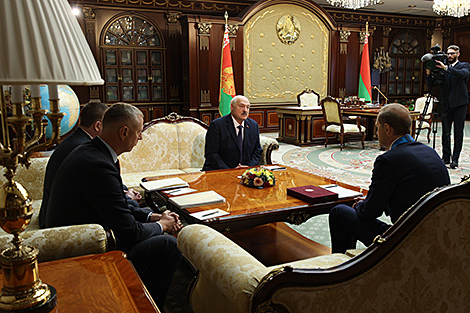Lukashenko: Belarus is honored to cooperate with Russia