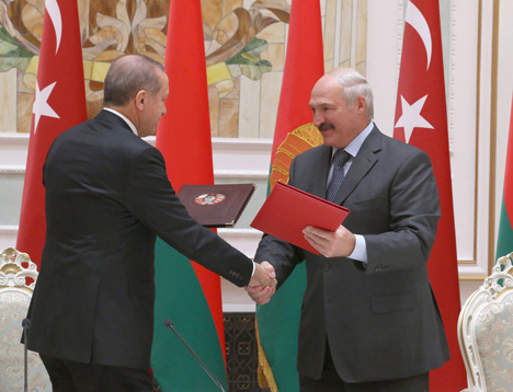 Lukashenko, Erdogan sign joint communique