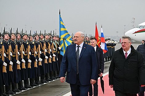 Lukashenko arrives in Russia on official visit