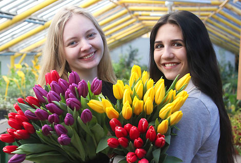 Lukashenko offers Women’s Day greetings