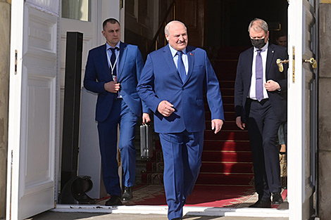 Lukashenko: Belarus and Russia will withstand West’s sanctions