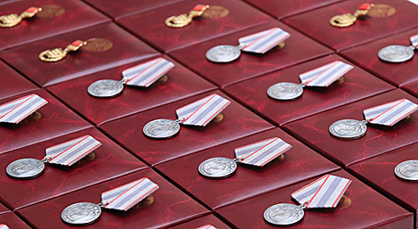 Belarus president awards outstanding citizens