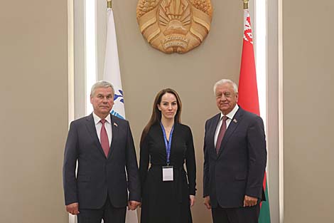 Myasnikovich suggests intensifying contacts between IPU, CIS IPA