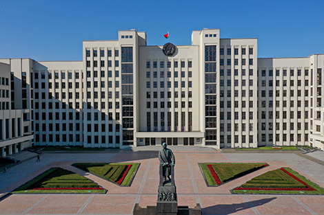 Lukashenko: Government’s efforts to counter sanctions should be efficient