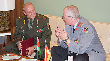 Belarusian, German military outline prospects of cooperation in peacemaking training