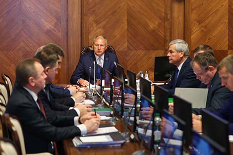 Belarus government sets economic targets for 2020