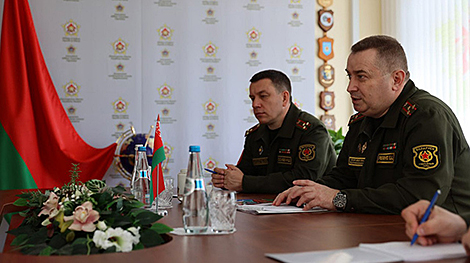 Defense Ministries of Belarus, Hungary discuss military-political situation in Eastern Europe