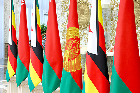 Belarus, Zimbabwe sign roadmap of strategic cooperation and partnership through 2030