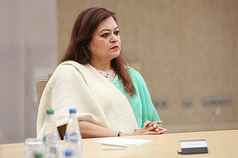 Belarus FM meets with outgoing Indian ambassador