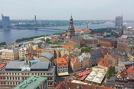 Lukashenko sends National Day greetings to Latvia